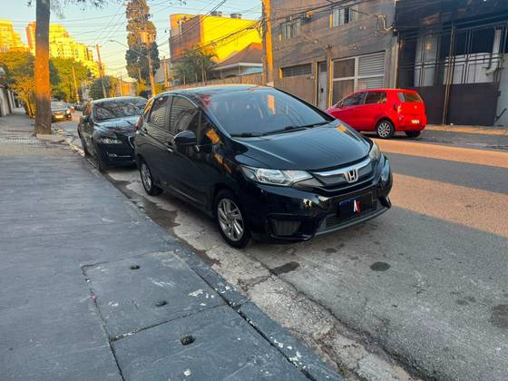 HONDA FIT 1.5 LX 16V FLEX 4P AUTOMÁTICO HONDA FIT 1.5 LX 16V FLEX 4P AUTOMÁTICO